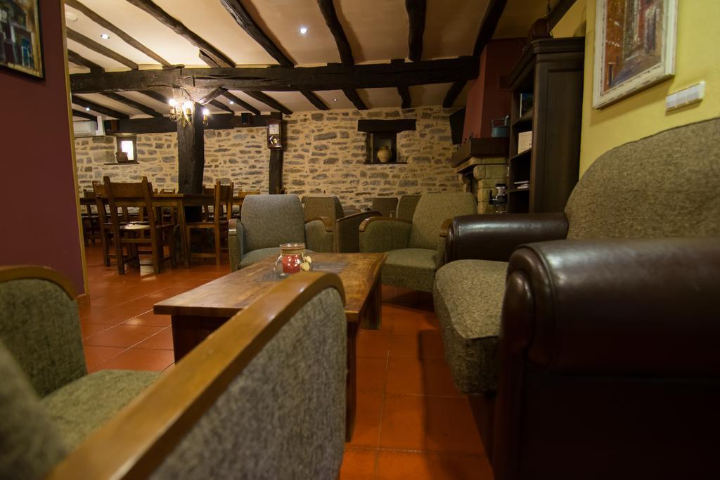 Izalde Guest House Quejana ภายนอก รูปภาพ
